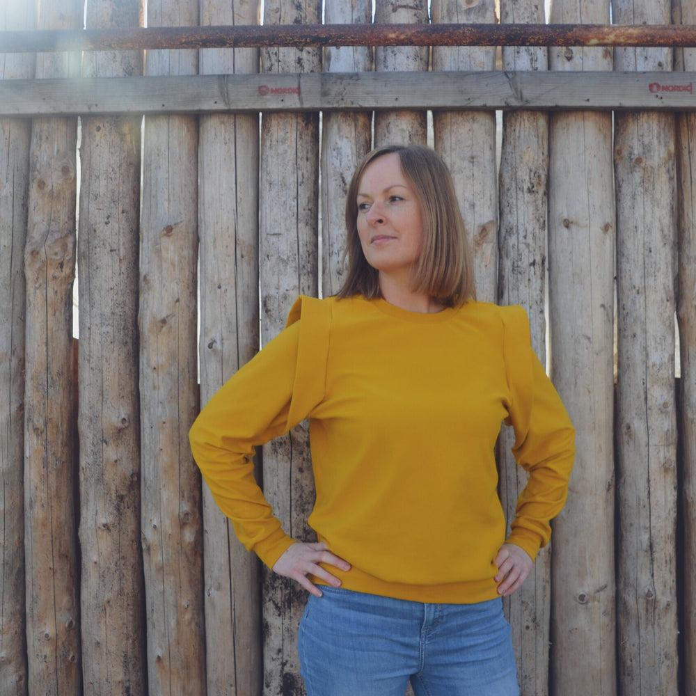 
                      
                        Hera sweater voor dames en tieners – Papieren naaipatroon- Bel'etoile
                      
                    