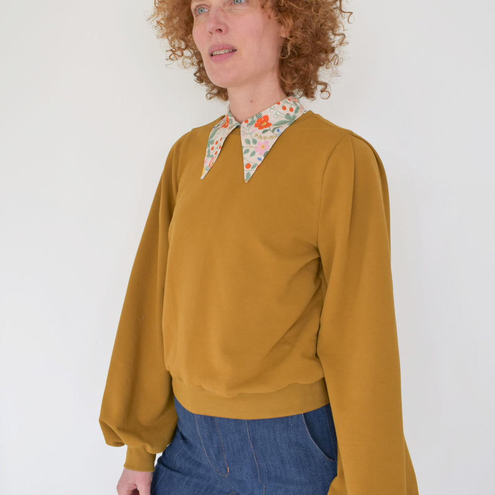 
                      
                        Hera sweater voor dames en tieners – Papieren naaipatroon- Bel'etoile
                      
                    